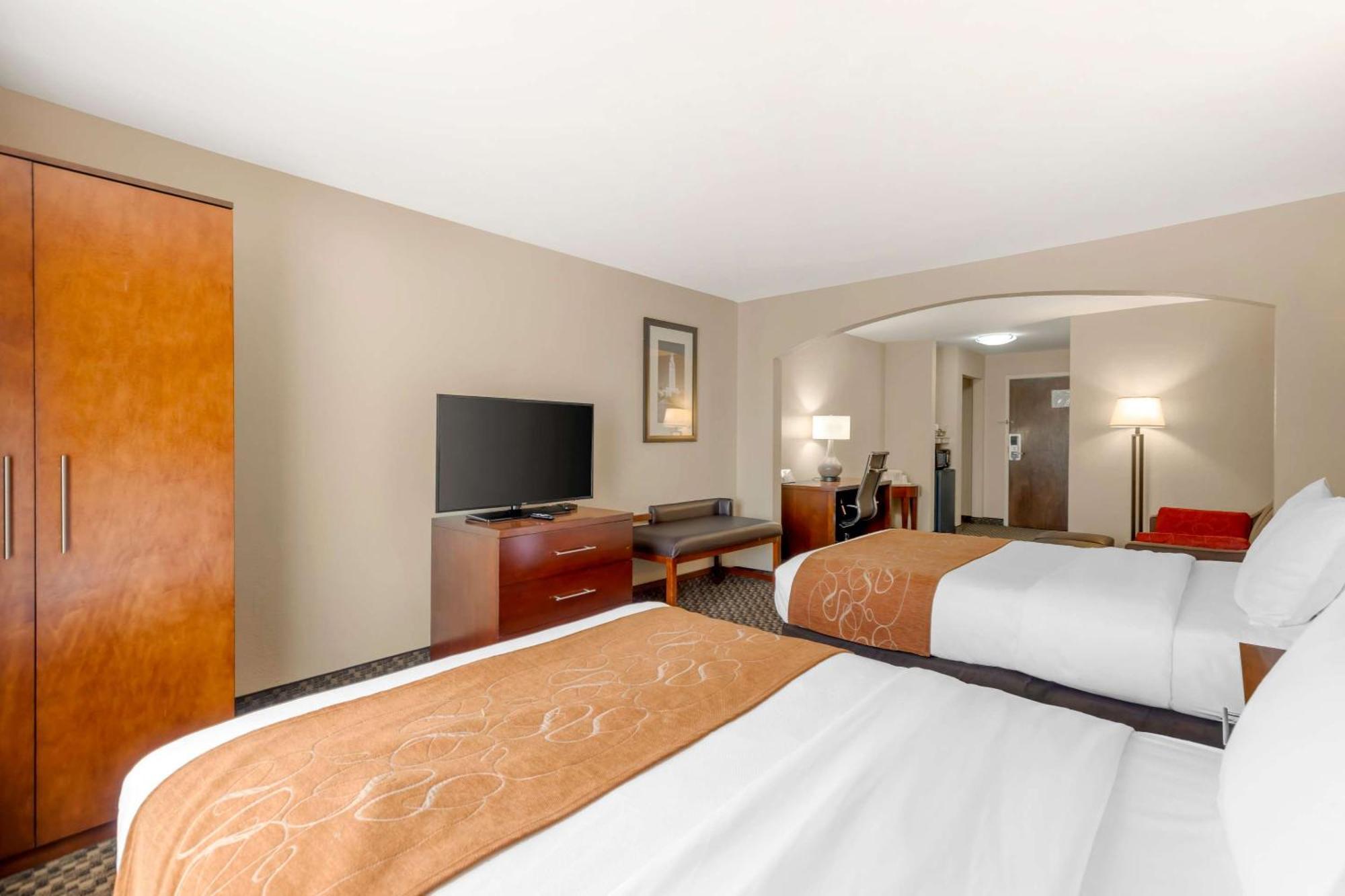 Comfort Suites Port Allen - Baton Rouge Екстер'єр фото