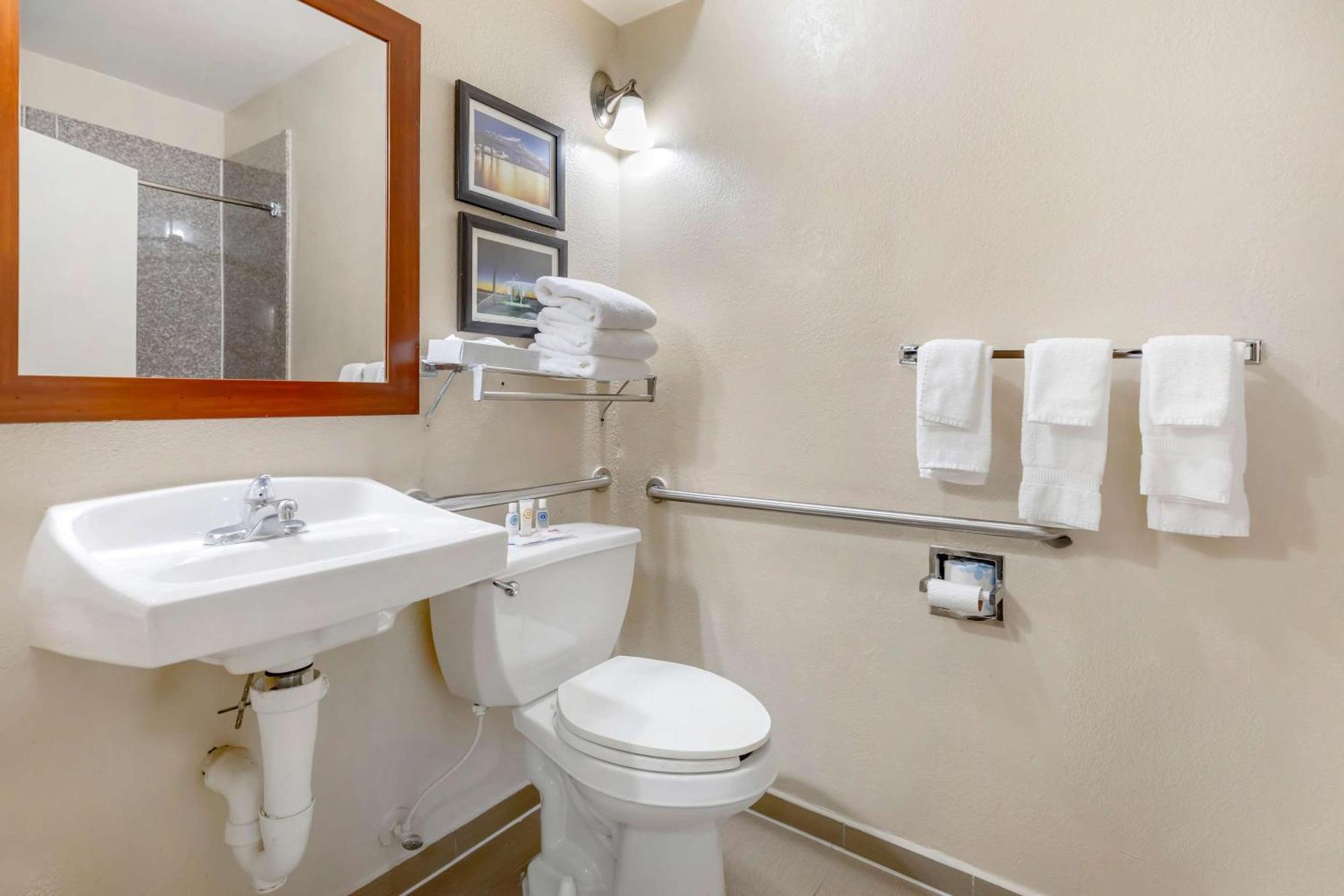 Comfort Suites Port Allen - Baton Rouge Екстер'єр фото