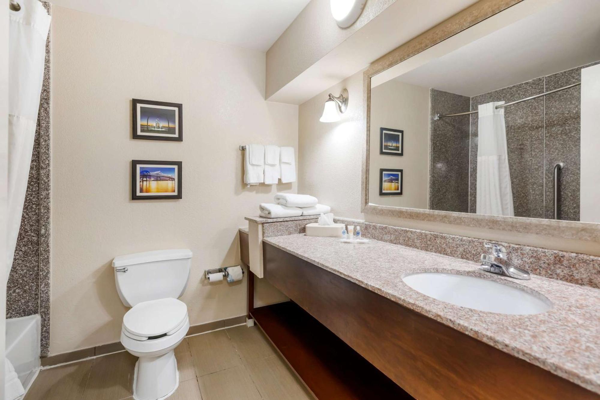 Comfort Suites Port Allen - Baton Rouge Екстер'єр фото