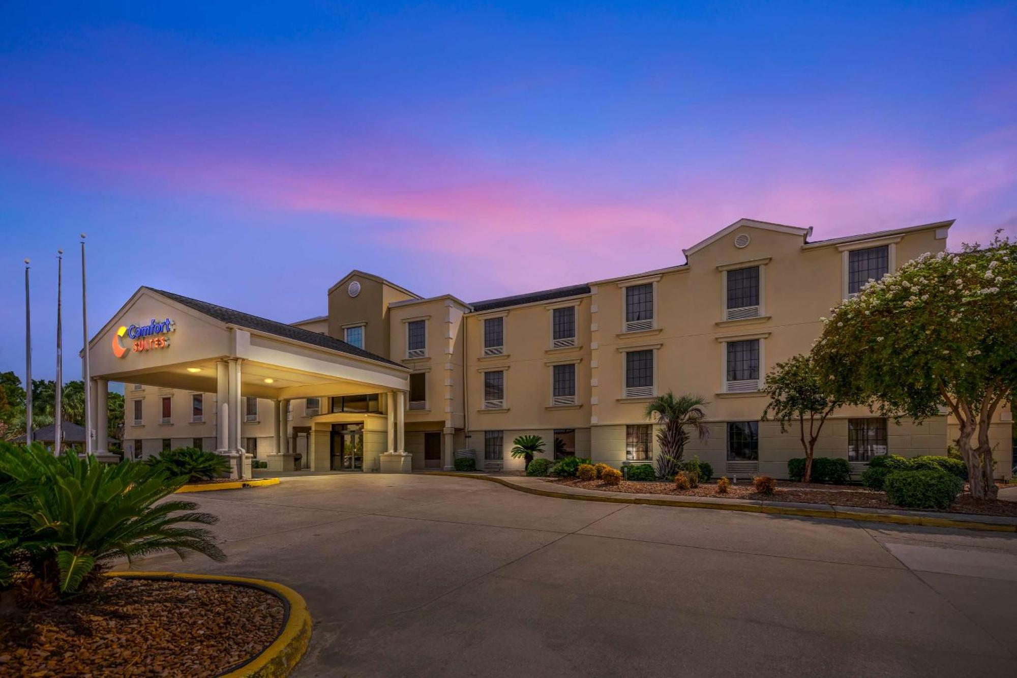 Comfort Suites Port Allen - Baton Rouge Екстер'єр фото